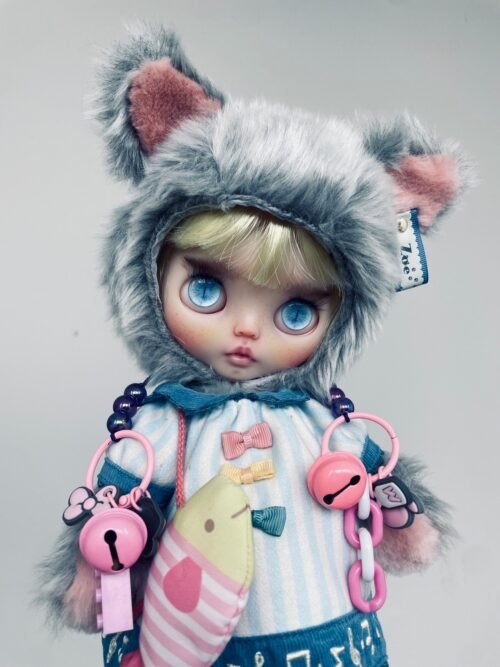 Doll "Zoe and Her Pet Fish” - Image 9