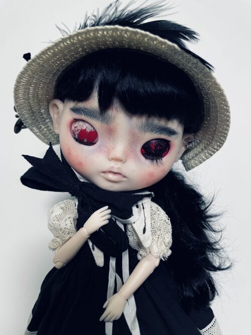 Doll "Chloe” The Vampire - Image 2