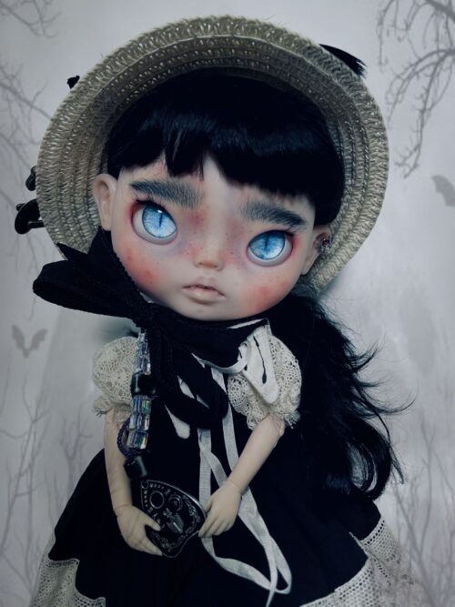 Doll "Chloe” The Vampire - Image 8