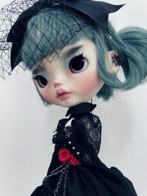 Doll "Silent Lucretia” - Image 11