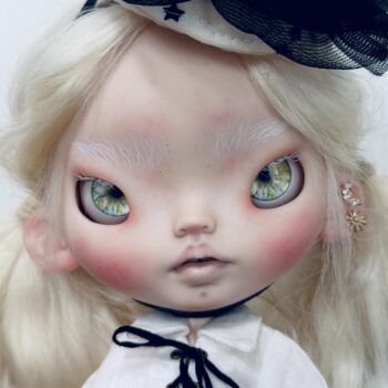 Doll “Mirelle”